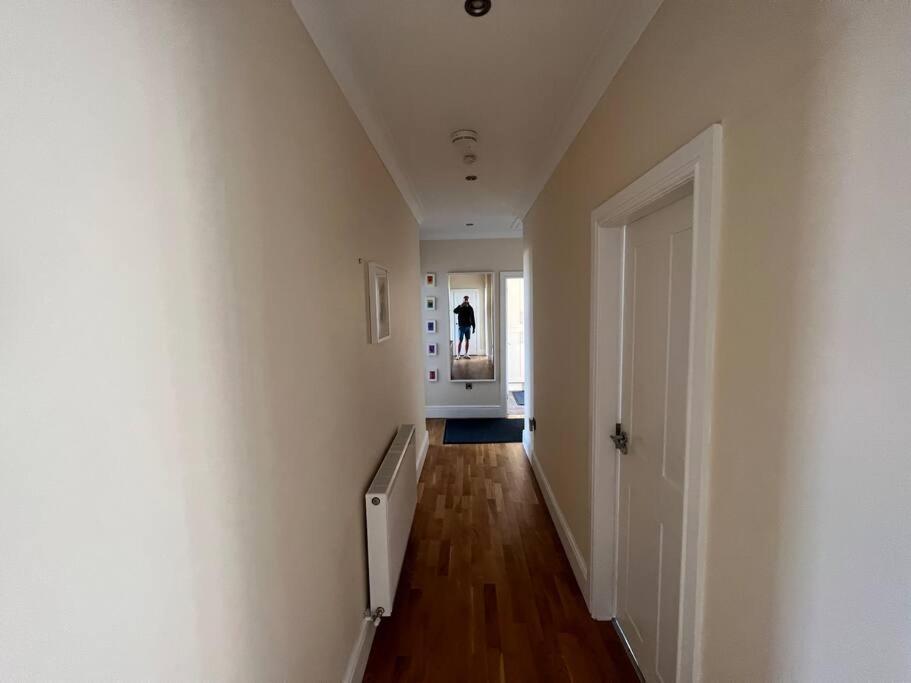 Fantastic 3 Bedroom Holiday Home Millport Exterior photo